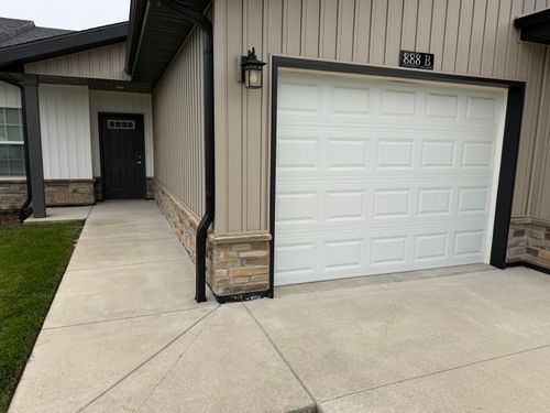 888b W Logan Street, Rogersville, MO, 65742 | Card Image