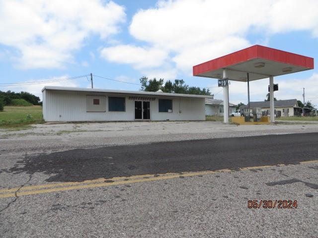 State Highway 92 , Chickasha, OK 73018