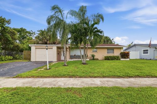 831 Nw 43rd Ave, Coconut Creek, FL, 33066-1511 | Card Image
