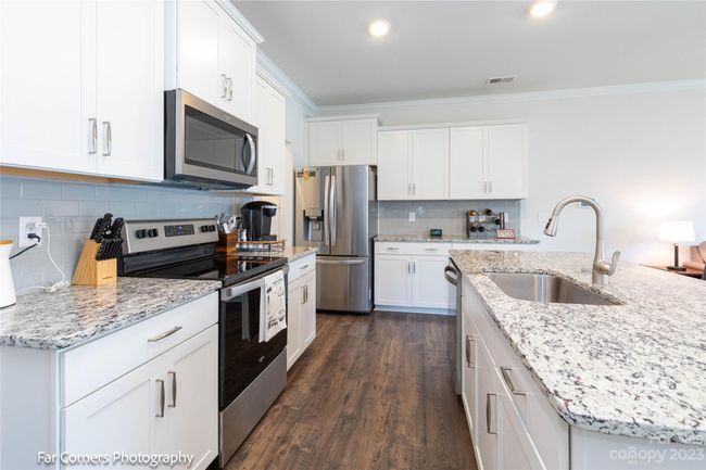 Kitchen | Image 7