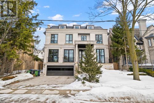 101 Dunloe Rd, Toronto, ON, M5P2T7 | Card Image