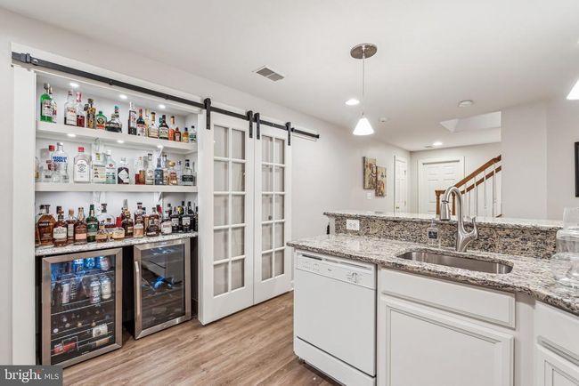 7560 Coopers Hawk Dr, House other with 4 bedrooms, 4 bathrooms and null parking in WARRENTON VA | Image 39