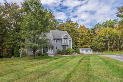 725 Town Hill Road, House other with 3 bedrooms, 2 bathrooms and 4 parking in New Hartford CT | Image 2