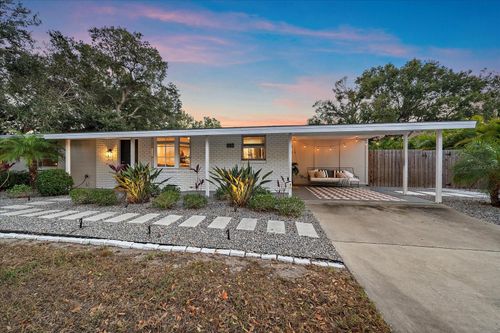 2438 Wisteria St, SARASOTA, FL, 34239-4018 | Card Image