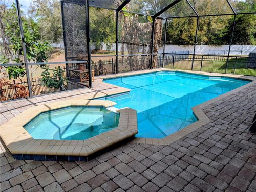 538 Westchester Hills Ln, Valrico, FL, 33594-4665 | Card Image