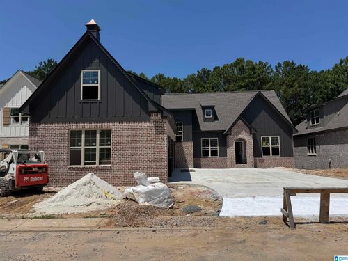 138 Glengerry Dr, PELHAM, AL, 35124-6213 | Card Image