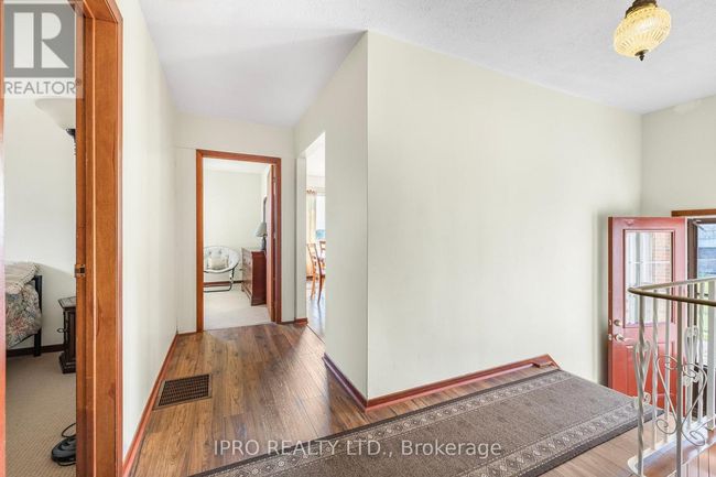 433457 S 4th Line S, Home with 6 bedrooms, 3 bathrooms and 24 parking in Amaranth ON | Image 12