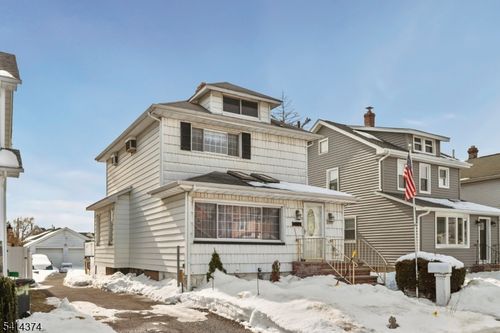 200 Page Ave, Lyndhurst, NJ, 07071-2615 | Card Image