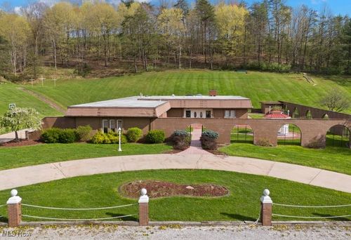 6148 Parkersburg Rd, Sandyville, WV, 25275-6761 | Card Image