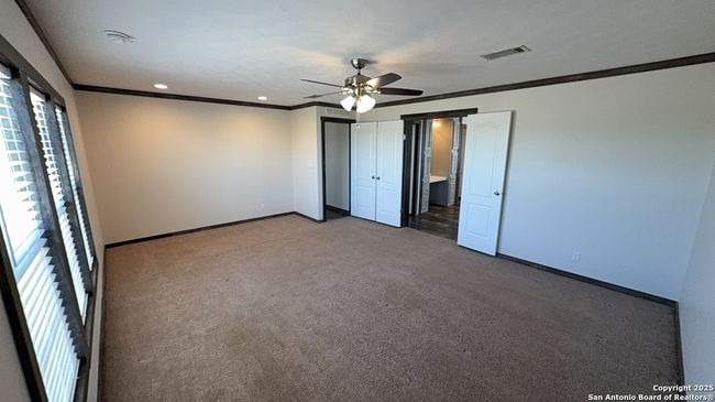 438 County Road 679, House other with 4 bedrooms, 2 bathrooms and null parking in Natalia TX | Image 14
