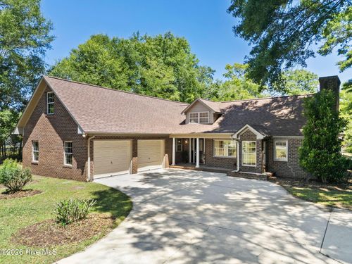 3907 Northeast Ave, Castle Hayne, NC, 28429-5076 | Card Image
