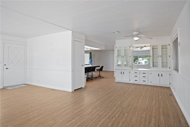 Living Room | Image 14