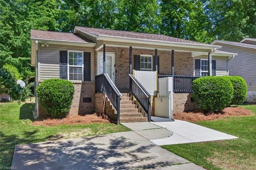 121 Manor Drive, High Point, NC, 27260 | Card Image
