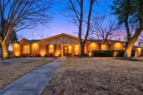 703 Amy St, Canton, TX, 75103-3201 | Card Image