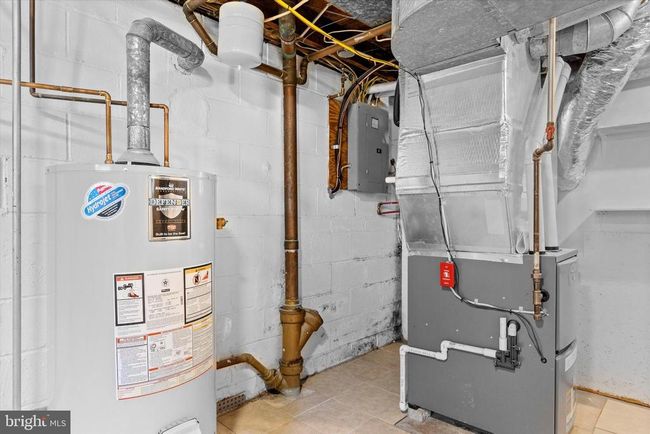 147 S 7 Th St, House other with 3 bedrooms, 1 bathrooms and null parking in MOUNT WOLF PA | Image 19