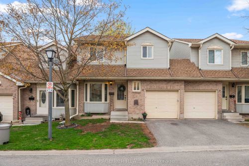 8-31 Parkview Drive, Orangeville, ON, L9W4H5 | Card Image