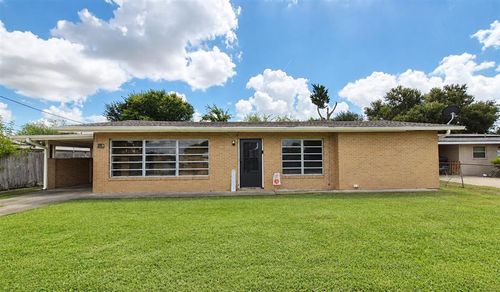 2201 Clooney St, Lake Charles, LA, 70601-7117 | Card Image