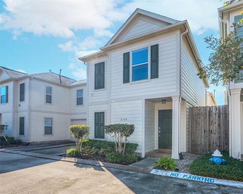 1719 Redwing Bluff Dr, Houston, TX, 77009-2467 | Card Image
