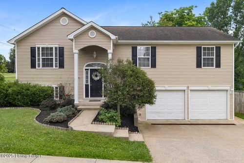 1421 W Elm Rd, Radcliff, KY, 40160-2436 | Card Image