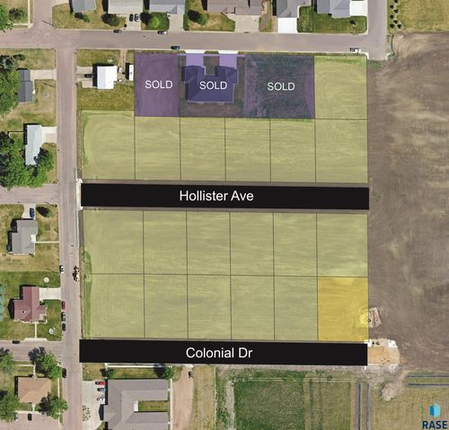 207 Colonial Dr, Salem, SD, 57058 | Card Image