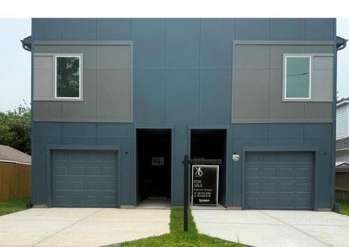 8023 Brandon St, Houston, TX, 77051-1505 | Card Image