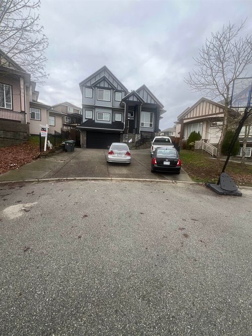 7171 151 St, Surrey, BC, V3S7Y8 | Card Image