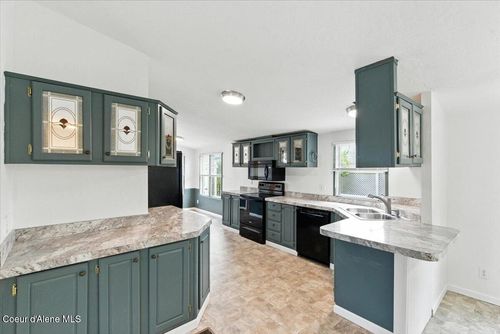 2189 W Yorkshire Ave, Coeur D Alene, ID, 83815-9455 | Card Image