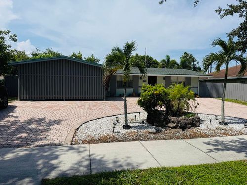 3335 10th Ave N, Palm Springs, FL, 33461-2907 | Card Image