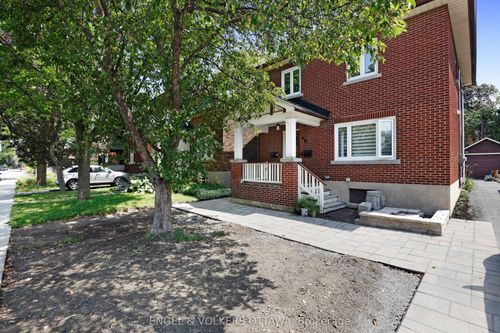 b-98 Renfrew Ave, Ottawa, ON, K1S1Z8 | Card Image