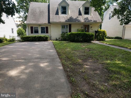 332 Atlantic Ave, Hamilton, NJ, 08629-1501 | Card Image