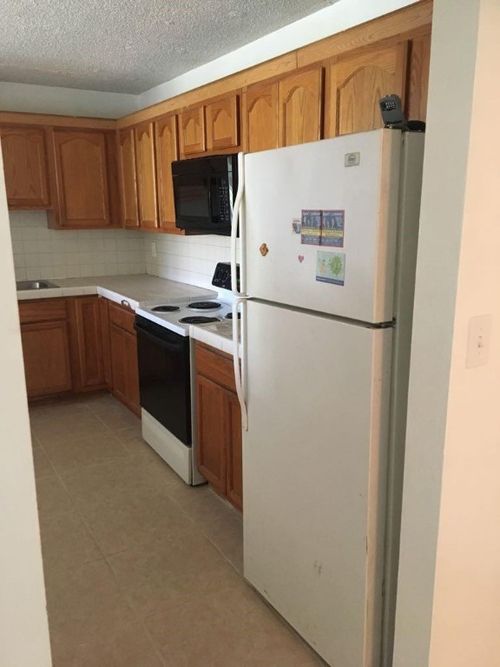 a2n-14830 Naranja Lakes Blvd, Homestead, FL, 33032-8337 | Card Image