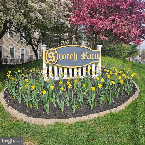 74 Kyle Way, Ewing, NJ, 08628-2521 | Card Image