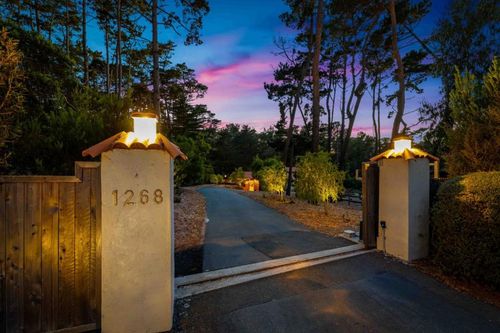 1268 Viscaino Rd, Pebble Beach, CA, 93953-3212 | Card Image