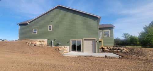 406 Mine Rd, Baraboo, WI, 53913-9545 | Card Image