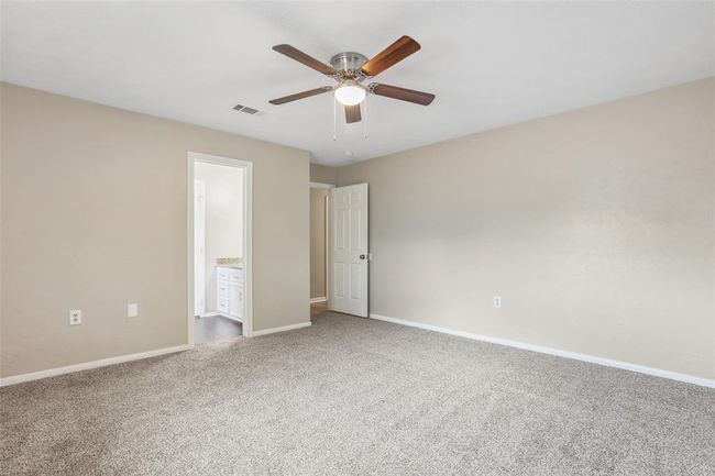 6034 Pin Oak Pl, House other with 4 bedrooms, 4 bathrooms and 2 parking in Spring TX | Image 25