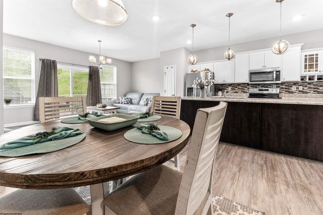 139 Inlet St, Townhouse with 3 bedrooms, 3 bathrooms and 2 parking in Morgantown WV | Image 5