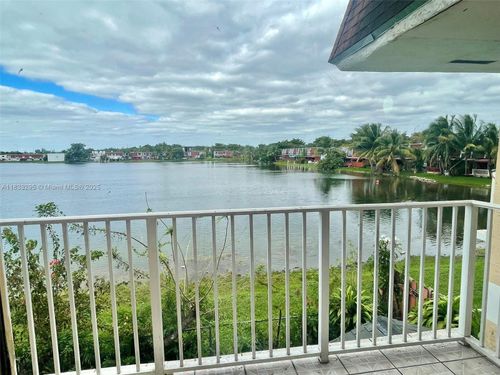 apt-208-310 Nw 107th Ave, Miami, FL, 33172-3886 | Card Image