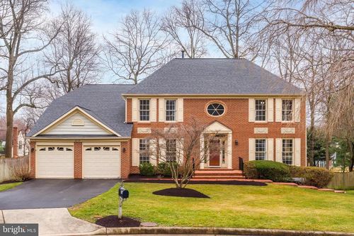 4715 Lewis Woods Ct, Chantilly, VA, 20151-2539 | Card Image