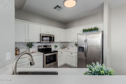 4963 W Escuda Dr, Glendale, AZ, 85308-5092 | Card Image