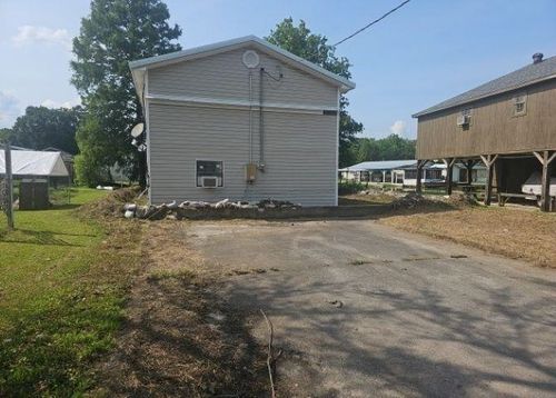 102 Crawfish Dr, Pierre Part, LA, 70339-4720 | Card Image