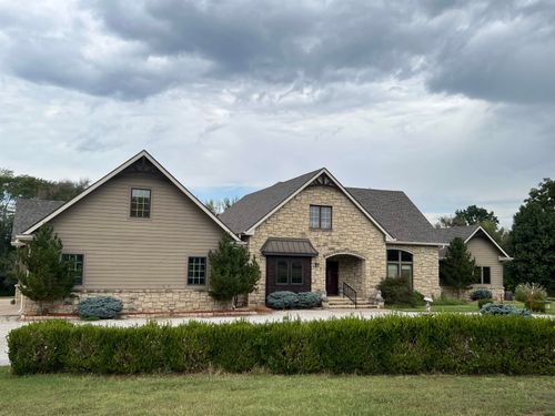 2000 E Madison Rd, Arkansas City, KS, 67005-8901 | Card Image