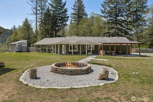 20108 State Route 706 E, Elbe, WA, 98330-9622 | Card Image