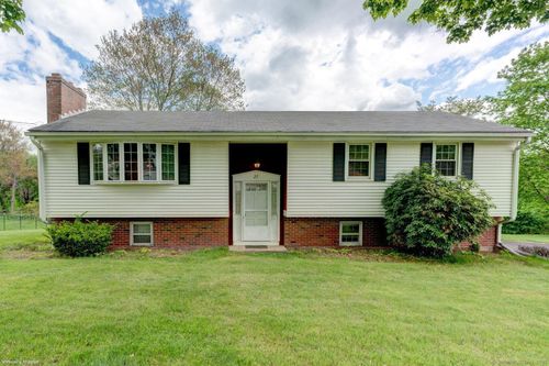21 Summit Farms Rd, Southington, CT, 06489-1525 | Card Image