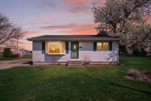 280 Somerset Dr, Cement City, MI, 49233-9647 | Card Image