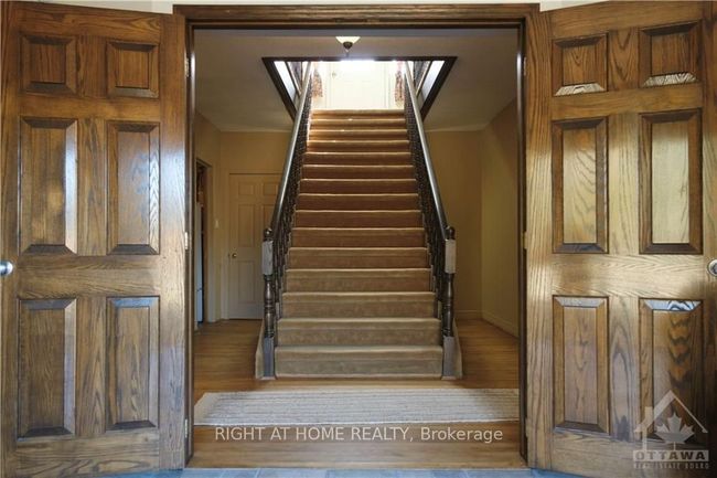 3617 Vaughan Side Rd, House other with 3 bedrooms, 2 bathrooms and 10 parking in Carp ON | Image 16