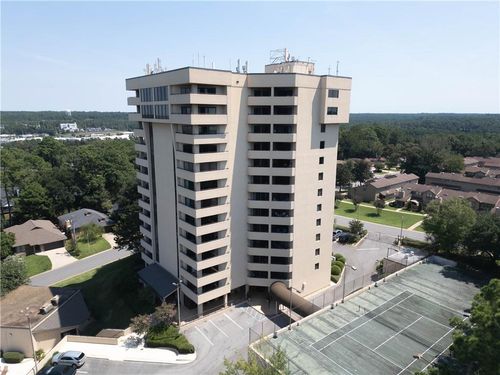 2c-100 Tower Dr, Daphne, AL, 36526-7461 | Card Image