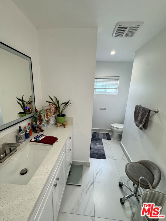 Residential in Chatsworth 5