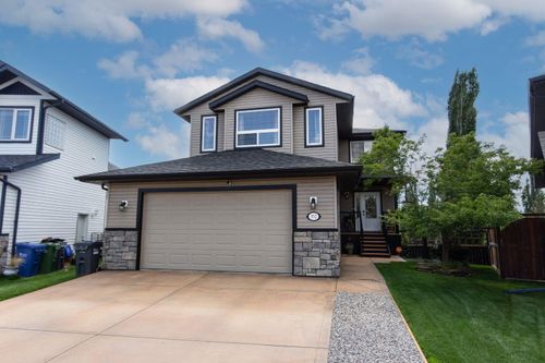 152 Iverson Close, Red Deer, AB, T4R3M8 | Card Image