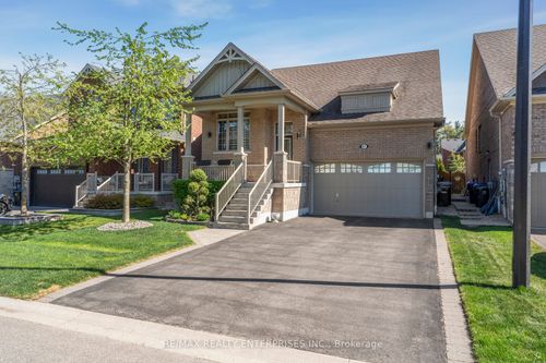 47 Cameron St, Springwater, ON, L9X0S4 | Card Image