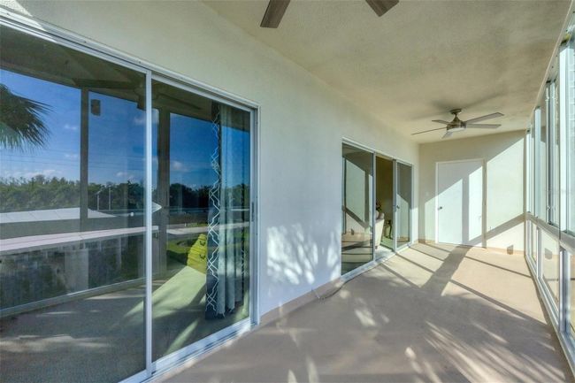 201 - 2100 Benjamin Franklin Dr, Condo with 2 bedrooms, 2 bathrooms and null parking in SARASOTA FL | Image 24